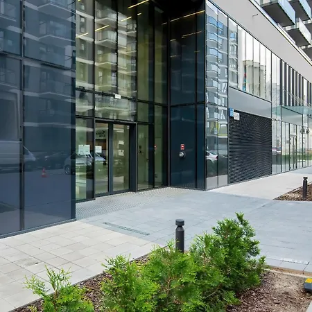 Concierge Expo Xxi * ורשה