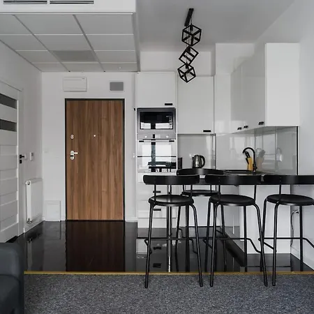 Concierge Expo Xxi Apartamento Varsovia